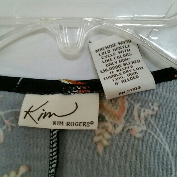 Beautiful Kim Rogers Floral Top EUC - Picture 5 of 5